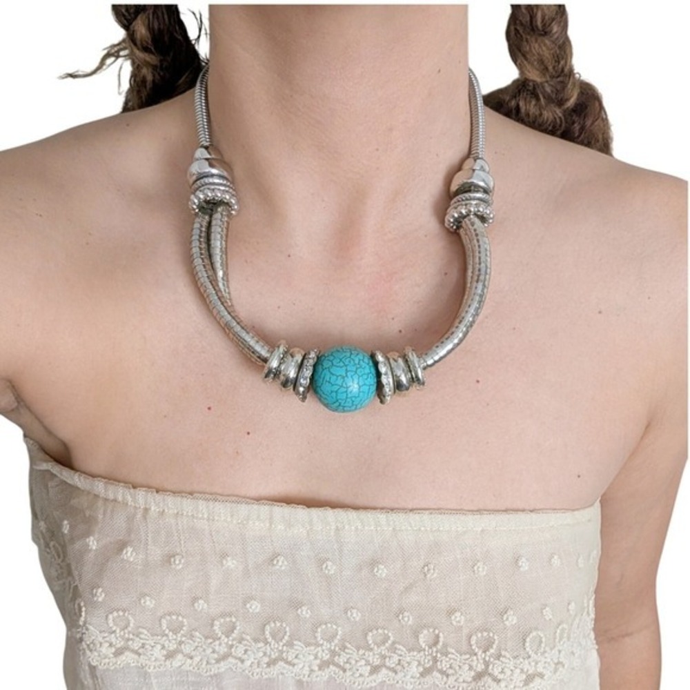Vintage Y2K Bold South Western Silver Hardware Chunky Faux Turquoise Necklace